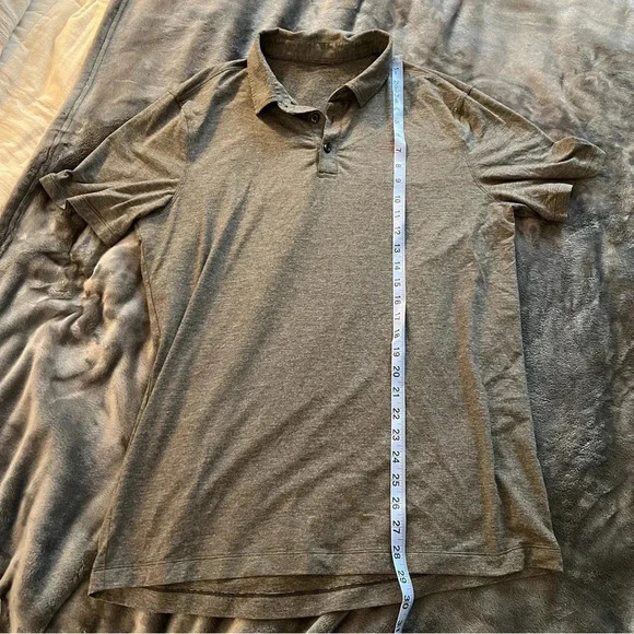 Men’s Lululemon Capacity Polo Shirt, color Heathered Grey - Picture 8 of 8
